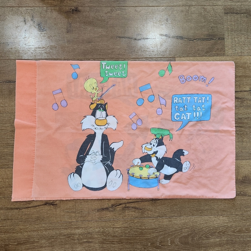 Vintage 90s Warner Bros Tweety bird and Sylvester single pillow case retro